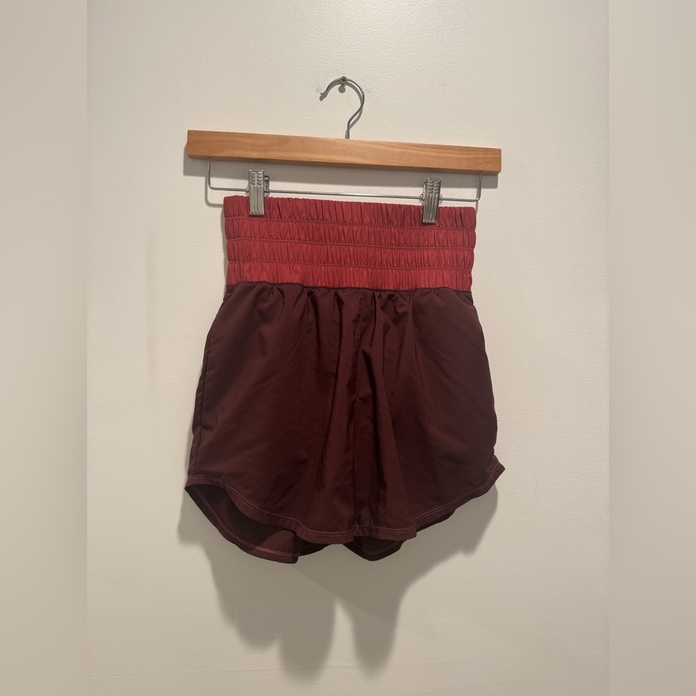 Nike Dri-FIT One Women's High-Waisted Shorts XS